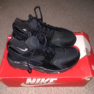 Women’s Nike Air Huarache - Black